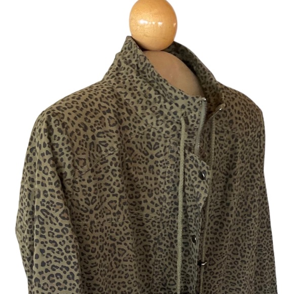 NWT KORI AMERICA JACKET SMALL Animal Print zip/snap/drawstring/pockets WASHABLE - Picture 9 of 13